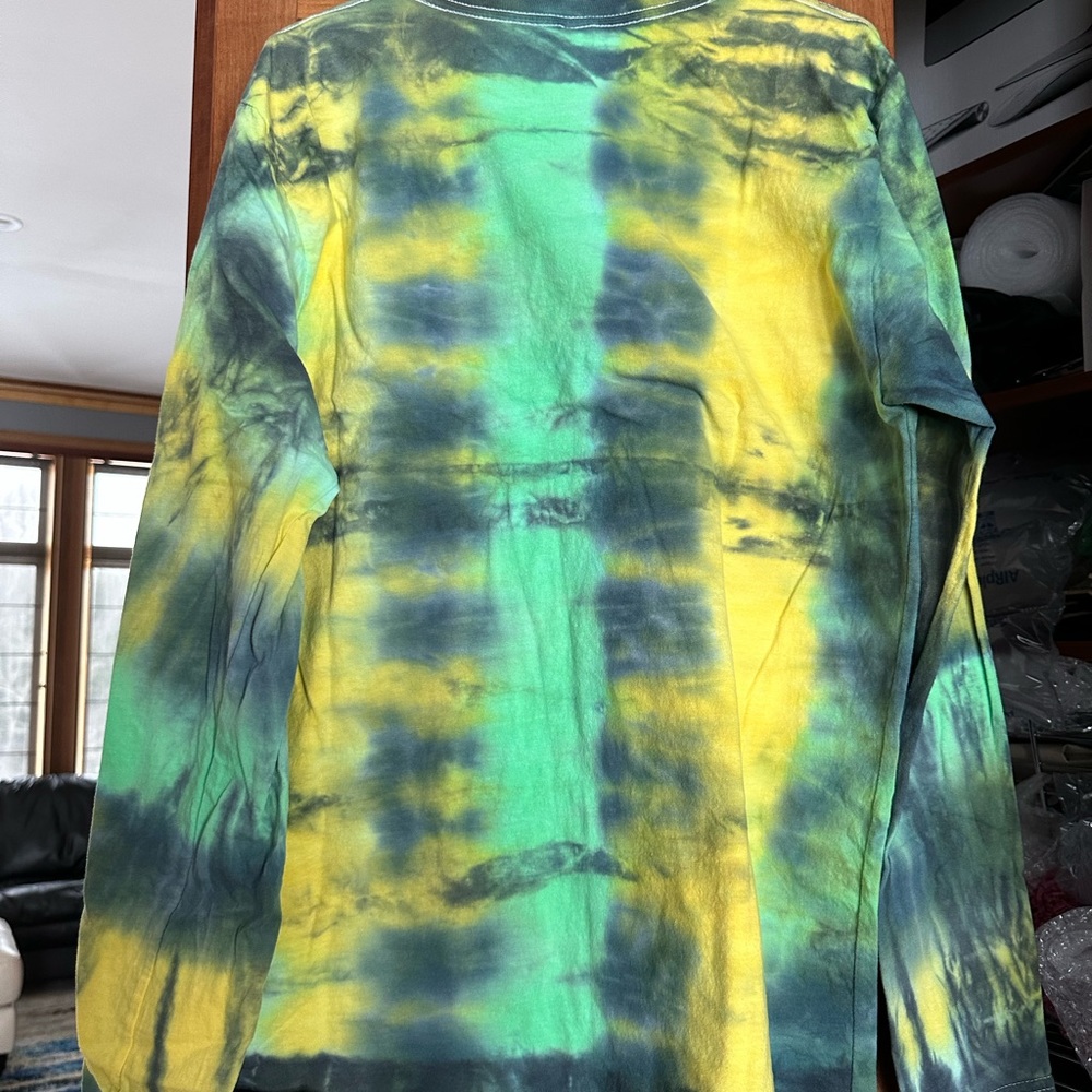 TYE DYE - Picture 2 of 2